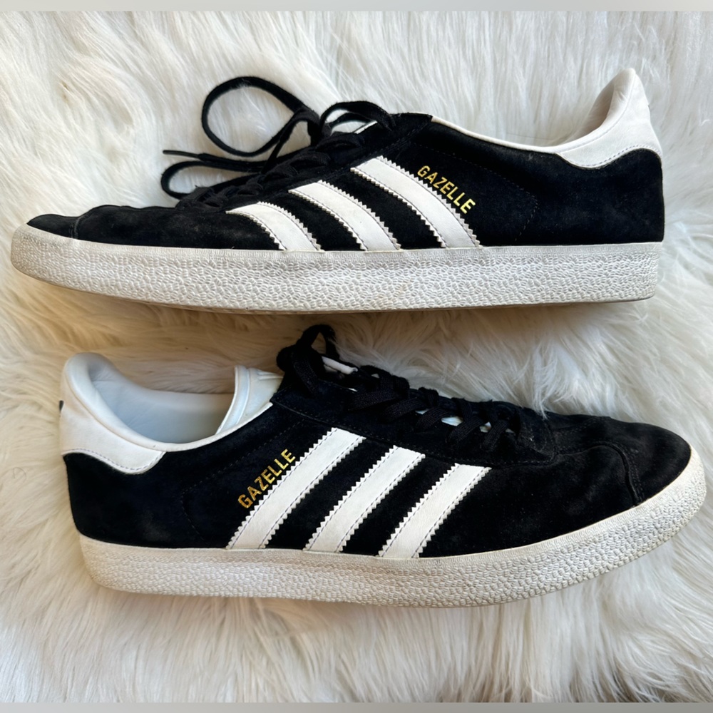 Adidas Gazelle Black and White Size 10.5